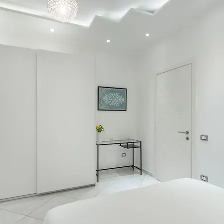 Pangea Luxury Oplonti Πανσιόν Torre Annunziata